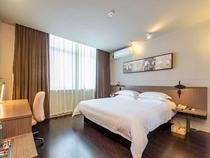 Jinjiangs Star Brand Nanning Railway Station Chaoyang Plaza Hotel Standard Large Bed Room