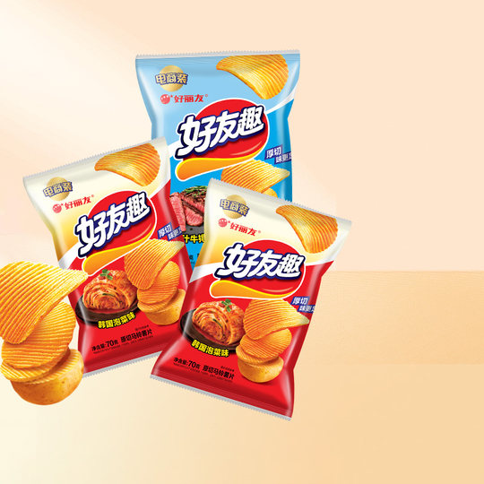 好丽友好友趣膨化零食儿童出游薯片休闲小吃韩国泡菜味70g*1袋