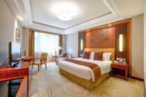 Hangzhou Sofitel West Lake Grand Hotel Advanced Room equipped with 1 extra-large bed