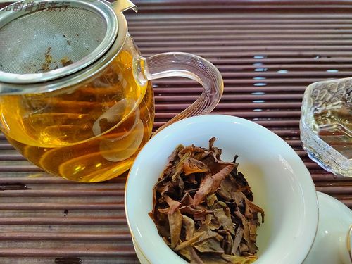 云南古树白茶2018年陈品 昆明干仓储存 357克 饼茶 老白茶 - 图3