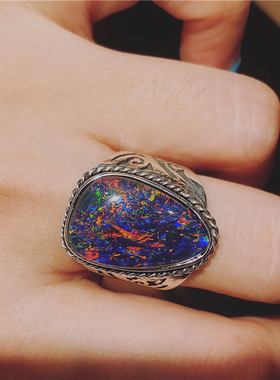 ninisn 推荐！纯银镶澳大利亚大颗粒绒面黑欧泊活口戒指 天然油画