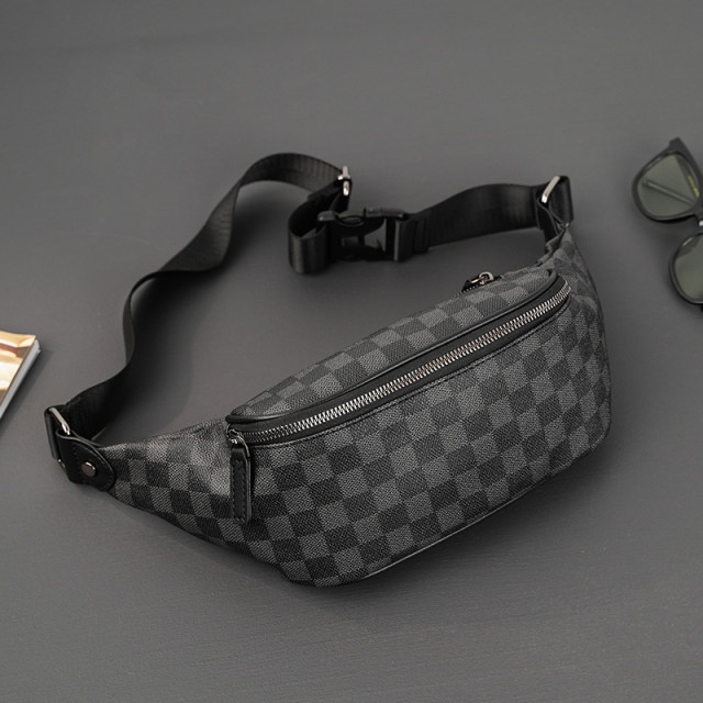 New men's bag small shoulder bag classic plaid small chest bag