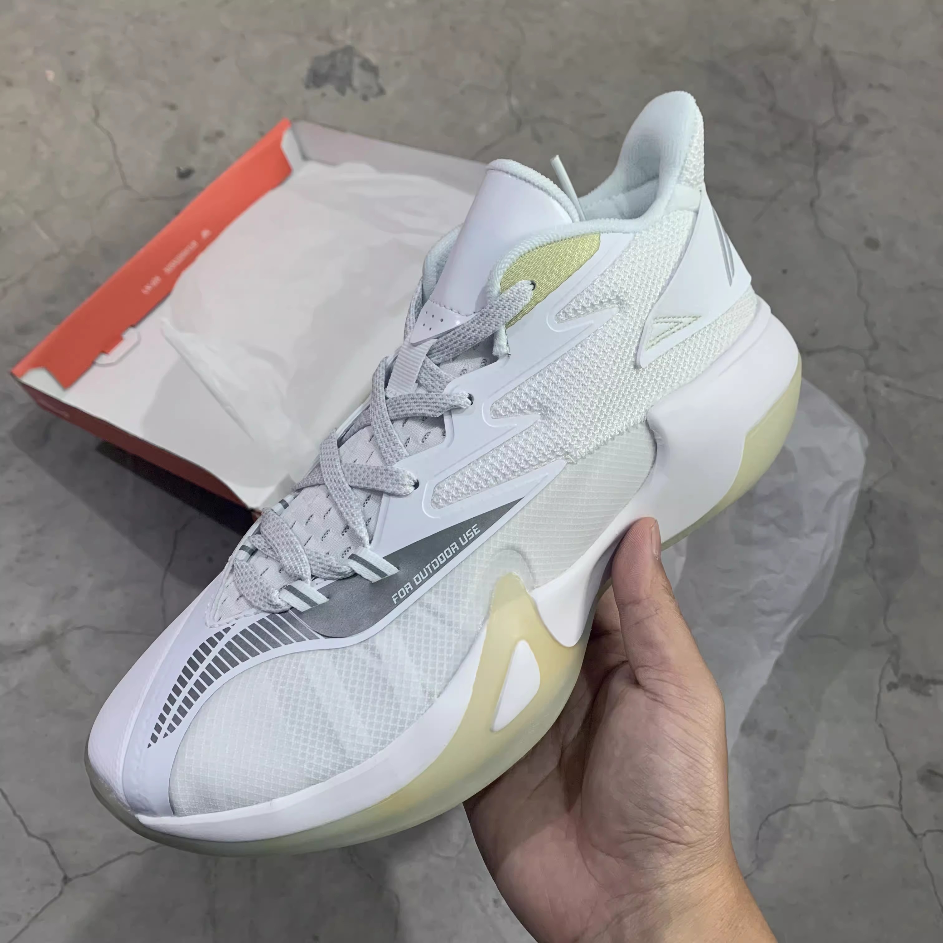 李宁疾风系列男鞋耐磨防滑减震回弹实战鞋专业比赛篮球鞋ABPR061 - 图1