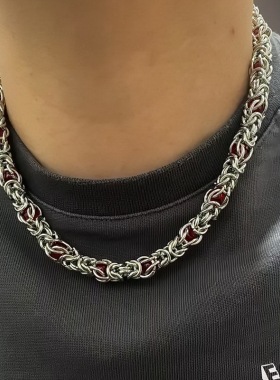 钛钢男生加了蓝宝石红宝石