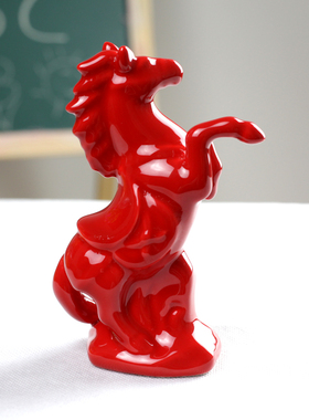 陶瓷马摆件桌面客厅卧室玄关装饰