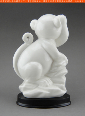 陶瓷12生肖动物白色风水小摆件