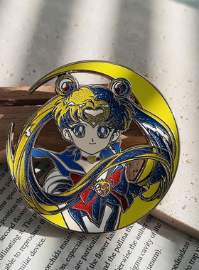 【太一现货】日漫美少女战士月野兔卡通仿珐琅金粉夜光金属徽章