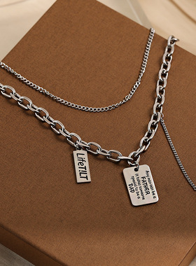 双层叠戴字母方牌项链男潮酷嘻哈锁骨链女复古气质卫衣链钛钢项链