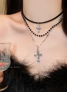 哥特风暗黑十字架皮革串珠项链女辣妹多层叠链小众锁骨链吊坠批发