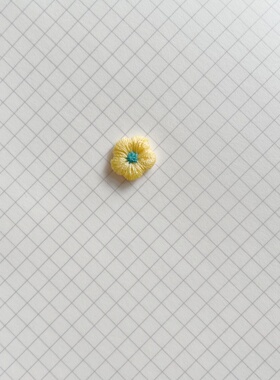 迷你多色小花朵胸针 扣针 刺绣五瓣小花别针胸花配饰