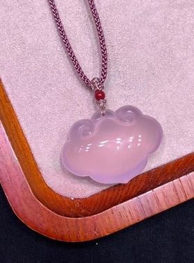 天然马达加斯加粉晶雕刻如意吊坠。莫桑芙蓉石规格:34.25.16mm