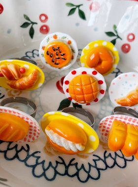 辣妹甜酷亚文化Y2K指环微缩仿真面包烘培控菠萝包食玩点心戒指