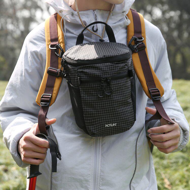 Outdoor functional wind crossbody bag for men waterproof lightweight casual plaid shoulder bag large capacity outdoor sports expansion bag