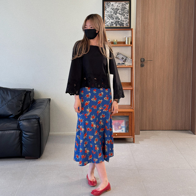 Mid-length a-line retro floral fishtail skirt