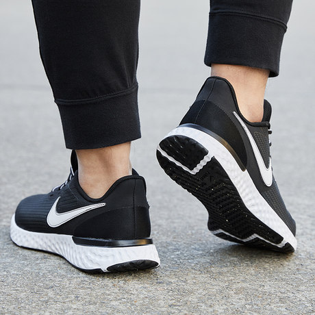 nike sports shoes official website