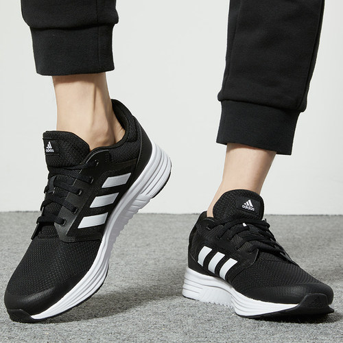 Adidas阿迪达斯男鞋官方旗舰正品2026新款春夏季跑步鞋子运动鞋男 - 图3