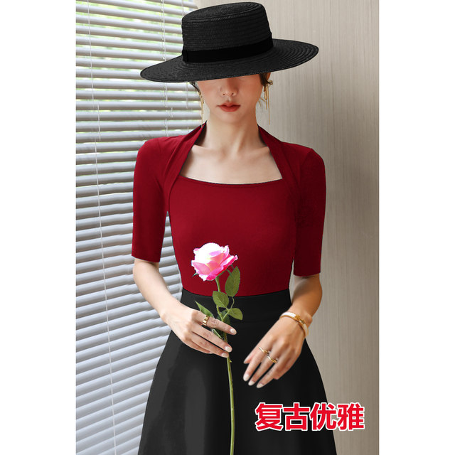 Hepburn style retro elegant square collar T-shirt for women's summer clothing