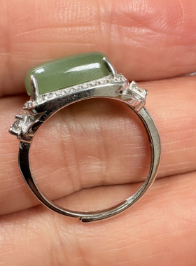 天然和田玉碧玉粉青翠青马鞍戒指开口