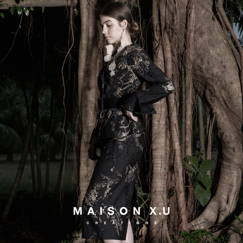 高定设计师品牌 MAISON X.U｜黑金法式优雅金属丝提花半裙包臀裙 - 图2