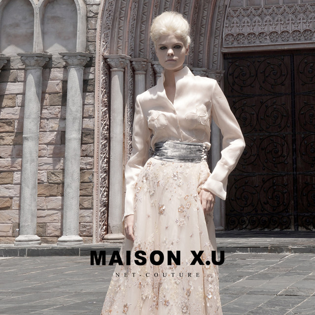 ສິ້ນສູງ MAISONX.U ຝຣັ່ງແອວສູງທີ່ມີ hem ຂະຫນາດໃຫຍ່