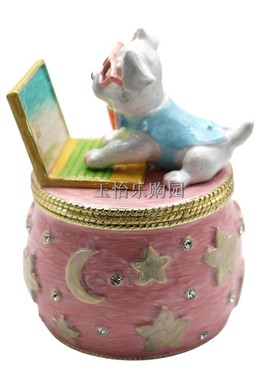 这是一款摆件也是首饰盒