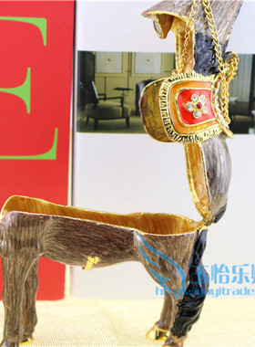 俄罗斯生肖镶钻千里马金属工艺品