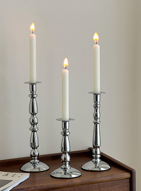 复古烛台高级感轻奢风铁艺摆件蜡烛台座欧式家用餐桌氛围感装饰品