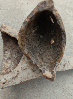 犁铧老式铸铁犁铧犁铧尖生铁手拉犁农村耕地翻土犁尖犁头农具镂地