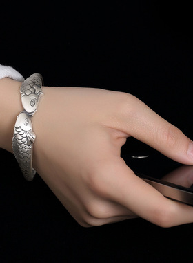 足银手镯复古工艺双鱼造型礼物女