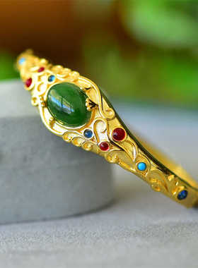 新疆天然和田玉碧玉彩锆手镯女款