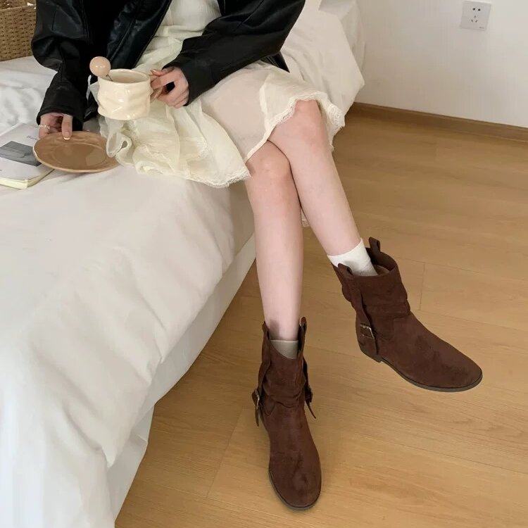 BULAGE女靴复古骑士靴女秋显瘦百搭美拉德绒面短靴黑色低跟中筒靴,淘宝优惠券,粉丝福利购,淘宝优惠卷