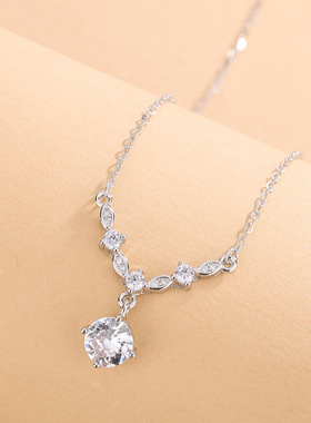 s925纯银首饰新款闪耀星河吊坠项链满锆璀璨V字水滴形锆石锁骨链