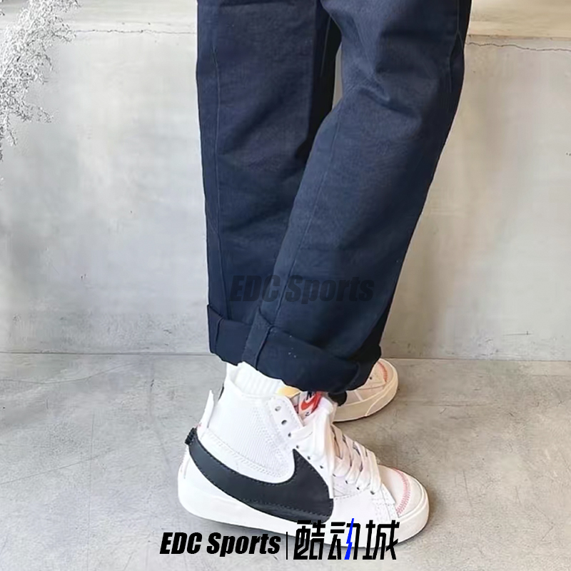 耐克Nike Blazer Mid 77 Jumbo白黑解构男女中帮板鞋DD3111-100 - 图2