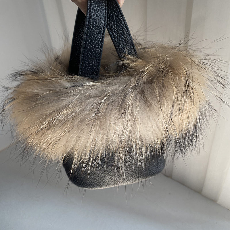 真皮草貉子毛水桶包包女秋冬韩国网红毛毛包手提包单肩斜挎包 - 图1