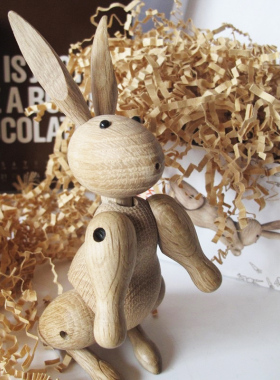 丹麦rosendahl手工木制兔子玩具
