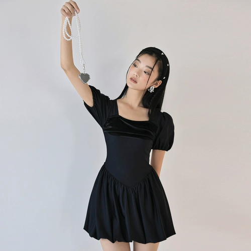 Сексуальный купальник, по фигуре