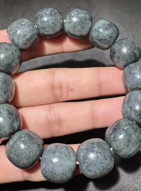 美哭方言和田玉老熟新疆玉龙河点墨青花籽料回馈16mm老型珠手串S