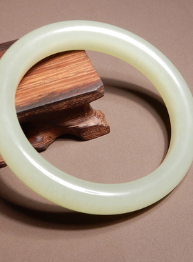 方言青海老坑料无结构晴水色手镯