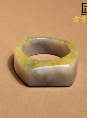 惊呆了方言和田玉精品特色新疆老熟黄沁皮青花籽料20mm戒指扳指A1