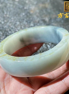 抢疯方言和田玉精品新疆玉龙河产青花籽料留皮孔挂金皮58mm手镯w1