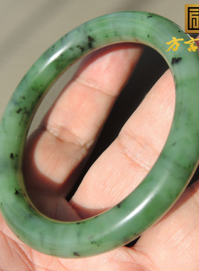 苹果绿色碧玉59特色精品圆条手镯