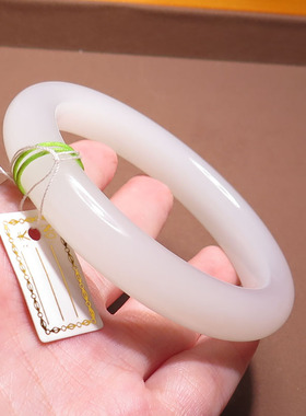 俄罗斯老坑料腻白玉59mm女士手镯