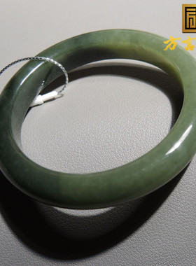 惊呆了方言和田玉罕见新疆老熟且末蓝翠青双色58mm女士正装手镯R1