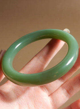 俄罗斯粉绿碧玉手镯54mm正装手镯