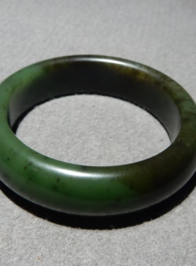 方言和田玉碧玉籽料留毛孔手镯