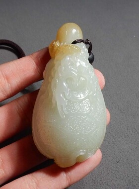 嗨翻天方言和田玉新疆且末老坑料红糖白玉高油高脂龙龟吊坠挂件s7