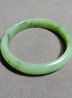 嗨翻天方言和田玉俄料老坑碧玉意境果绿色猕猴桃卡52mm正装手镯w2