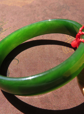 美滋滋方言和田玉俄罗斯特色老坑料冰底菠菜绿碧玉52mm正装手镯w