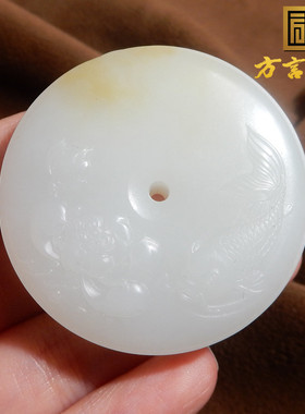 俄料老料羊脂白玉带糖平安扣把件