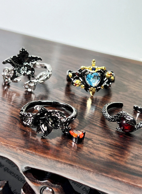 潮酷暗黑羽翼皇冠爱心海蓝锆石戒指复古荆棘玫瑰双色花朵朋克指环